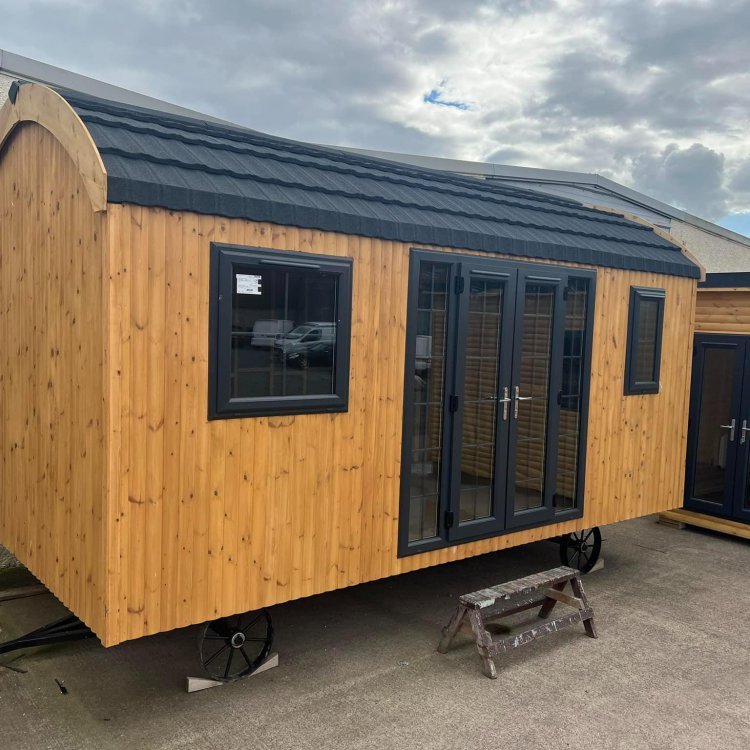 Bespoke Glamping Pod